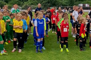 Anni sagt: Tschüss Jungs