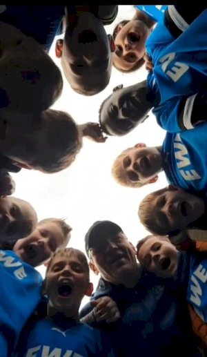 Ungeschlagene Ligahelden: E-Junioren triumphieren