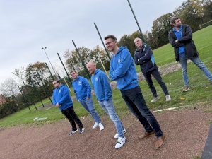 Erster Spatenstich für unsere neue Tartanbahn im Eschpark Groß Hesepe