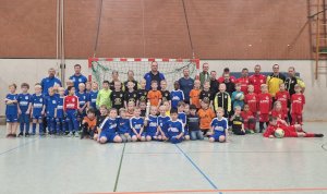 D1 und F-Jugend gewinnen Hallen-Gemeindepokal