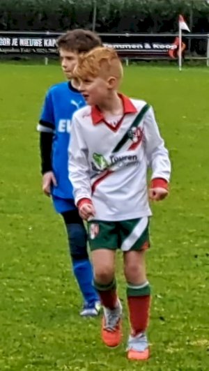 Europapokalfeeling: E1-Junioren starten torreich in die Vorbereitung