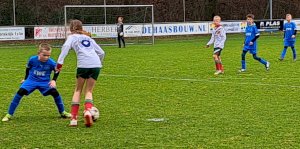 Europapokalfeeling: E1-Junioren starten torreich in die Vorbereitung