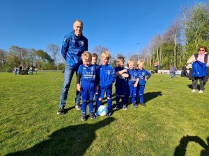 Sonniger Fußballspaß im Eschpark - Blockspieltag der Minikicker