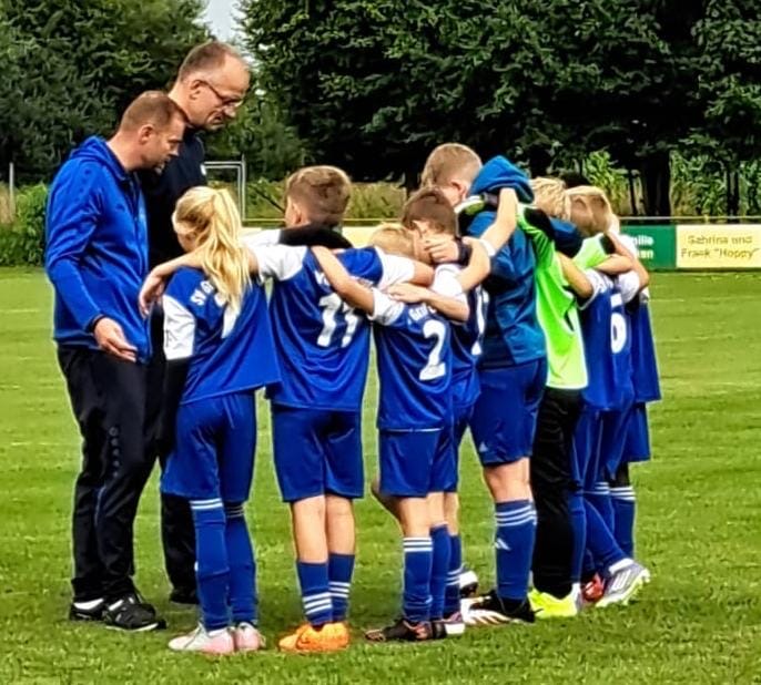 E-Junioren starten mit Auswärtssieg in die Pflichtspielsaison